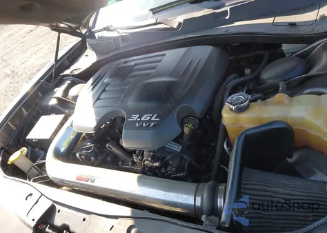 2015 Dodge Charger Se z USA, uszkodzony, nr VIN 2C3CDXFG5FH762859